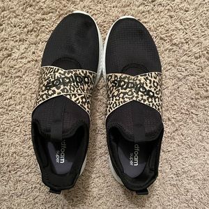 Adidas Cloudfoam Comfort Cheetah Slip On Women’s Sneakers Size 10